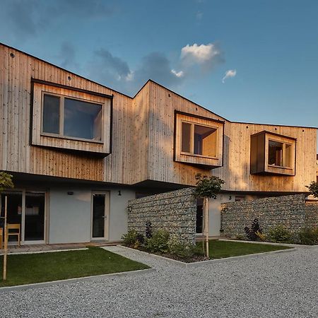 Apartmány LAMA Malatiny Kültér fotó